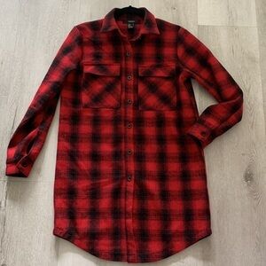 Forever 21‎ Buffalo Plaid Red/black long sleeve Flannel Tunic shirt jacket S
